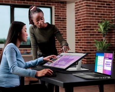 Dell P2424HT 23.8-inch Full HD 5ms IPS USB-C Hub Touch Monitor