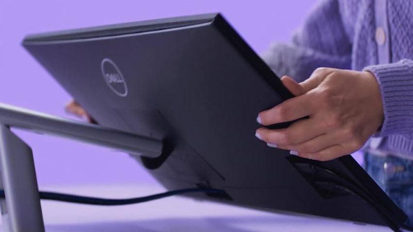 Dell P2424HT 23.8-inch Full HD 5ms IPS USB-C Hub Touch Monitor