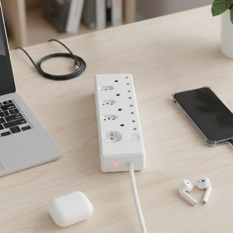 Switched Medium Surge 8-Way Multiplug 0.5m