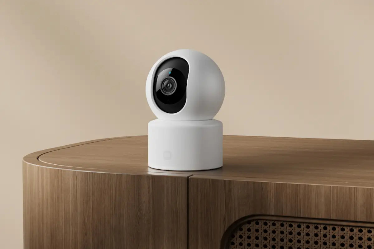 Xiaomi Smart C201 1080p Indoor Wi-Fi Security Camera – White