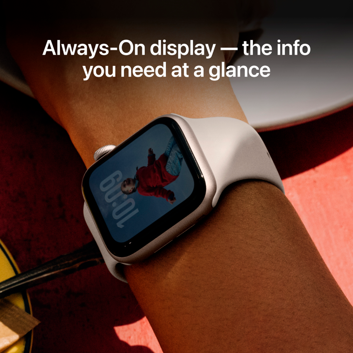 Apple Watch SE 3 GPS 40 mm Starlight Aluminium Case with Starlight Sport Band-M/L - Starlight - Apple Watch