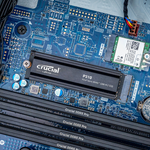 Crucial P310 2TB M.2 NVMe SSD with Heatsink - Black