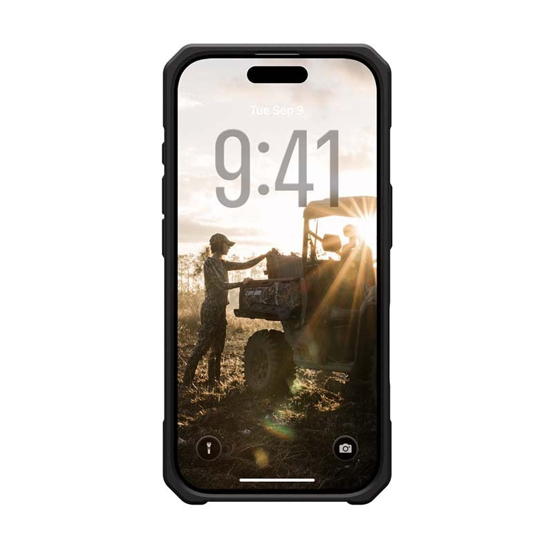 UAG Apple iPhone 17 Monarch Pro Case - Carbon Fibre - Black