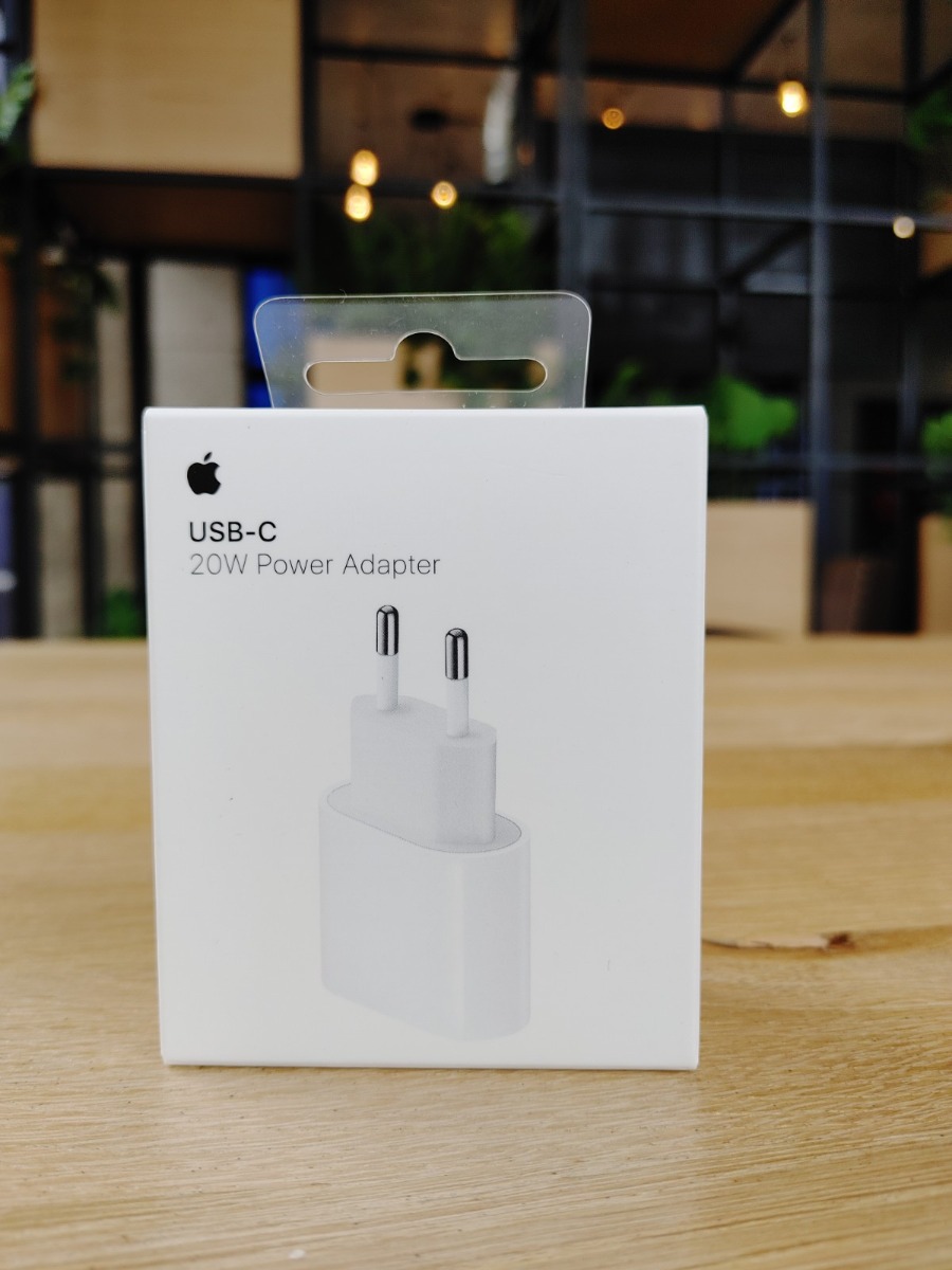 Apple Original 20W USB-C Power Adapter â€