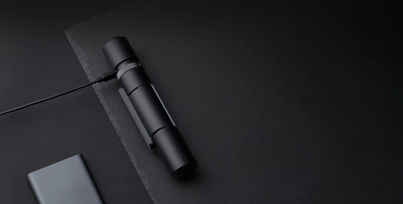 All_New_Xiaomi_Multi-function_smart_flashlight_with_3100mAh_large_capacity_lithium_battery_power_bank_sold_by_Technomobi