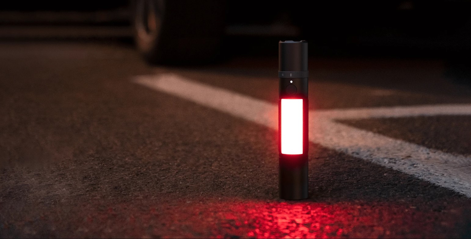All_New_Xiaomi_Multi-function_smart_flashlight_with_sos_warning_red_fog_light_sold_by_Technomobi