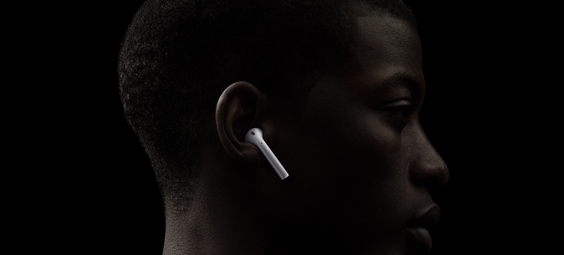 Apple_AirPods_2nd_Gen_with_Lightning_Charging_Case_Wireless_to_the_fullest._sold_by_Technomobi