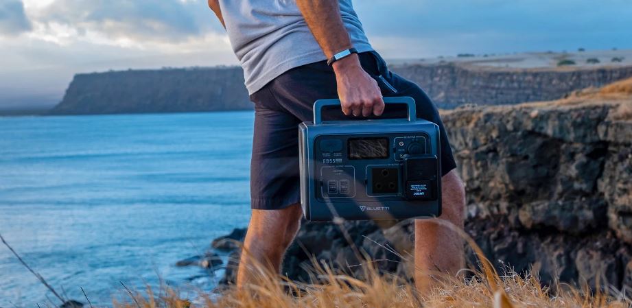 Bluetti_EB55_Portable_Power_Station_700W_537Wh_sold_by_Technomobi