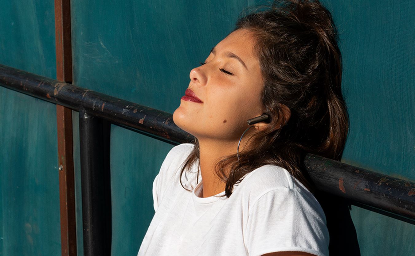 JBL_Tune_Beam_ANC_True_Wireless_In_Ear_Headphones_sold_by_Technomobi