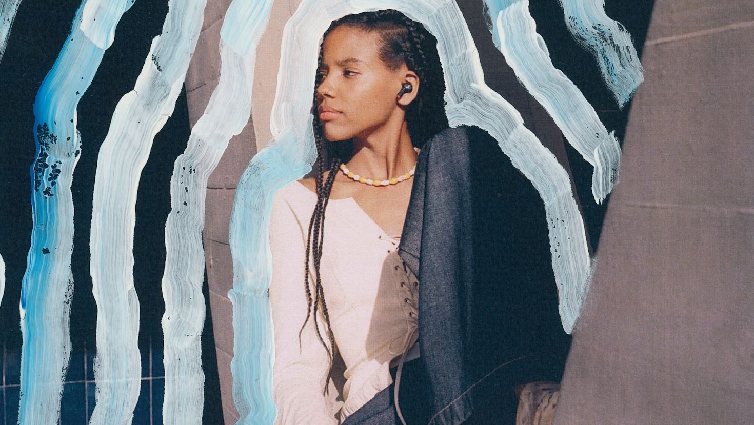 Marshall_Motif_A.N.C_True_Wireless_In-Ear_Headphones_sold_by_Technomobi