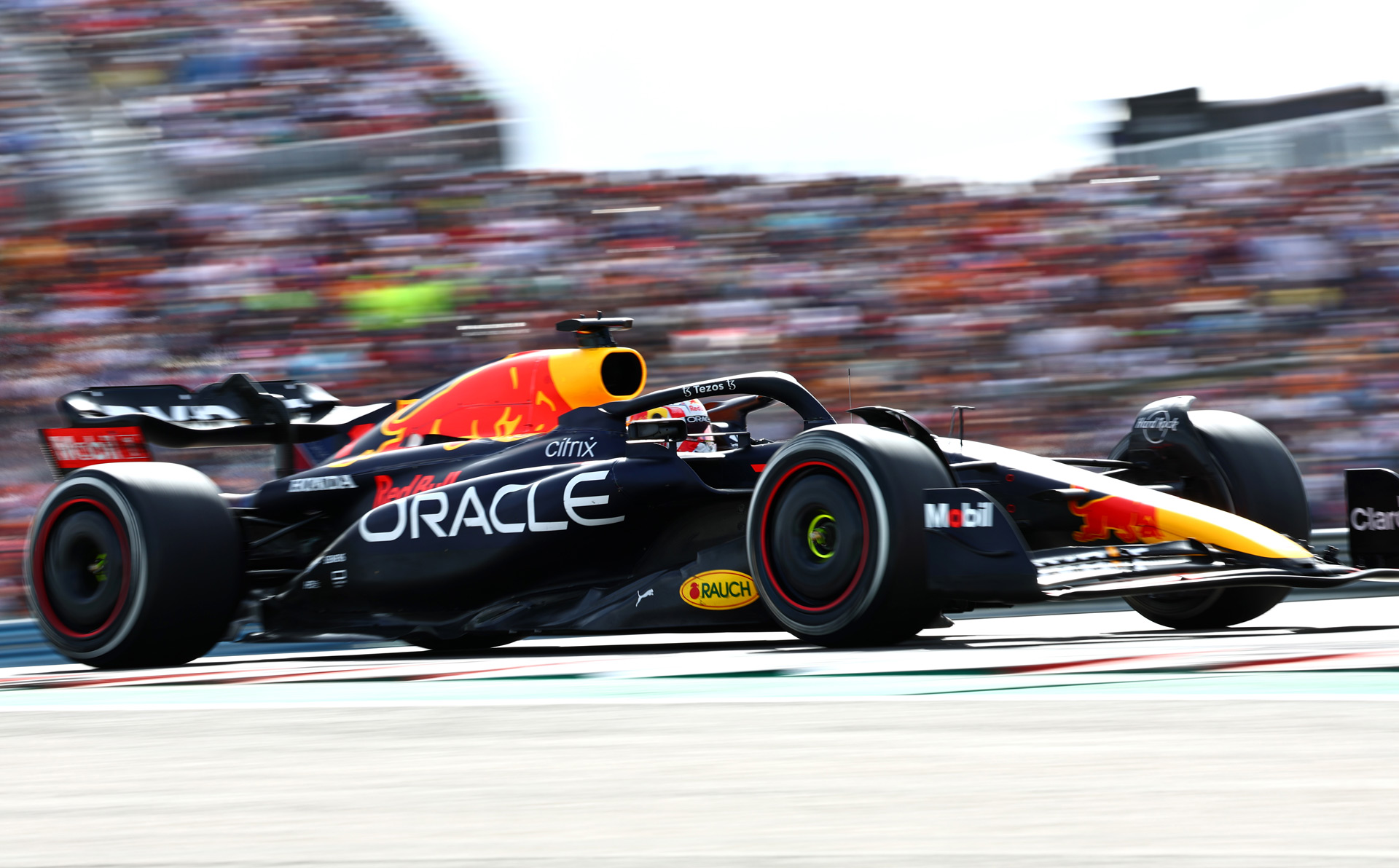 Oracle_Red_Bull_Racing_Formula_1_2022_world_champion_Max_Verstappen_nr1_Team_flat_brim_Cap_sold_by_Technomobi