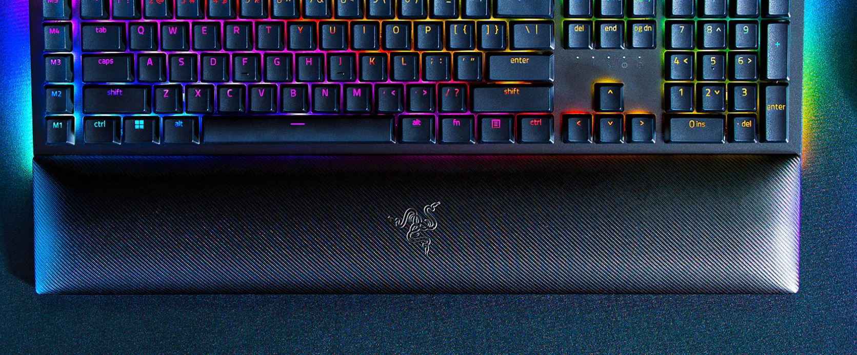 Razer_BlackWidow_V4_sold_by_Technomobi