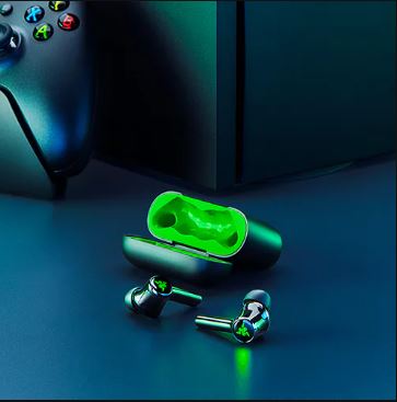 Razer_Xbox_Licensed_Wireless_Gaming_Earbuds_sold_by_Technomobi