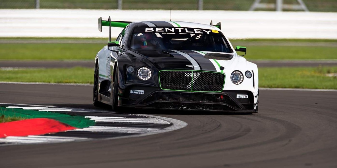 Bentley_Motorsport_pirelli_2022_by_Technomobi