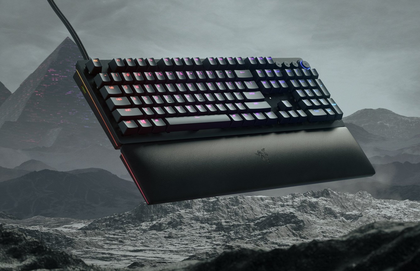 Razer_Huntsman_V2_Analog_RGB_Gaming_Keyboard_US_Layout_sold_by_Technomobi