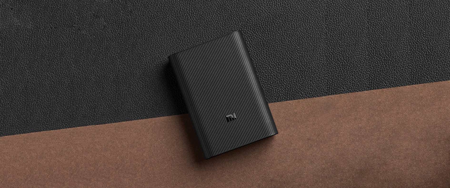 Xiaomi_Mi_10_000mAh_Mi_Power_Bank_3_Ultra_Compact_in_Black_sold_by_Technomobi_3