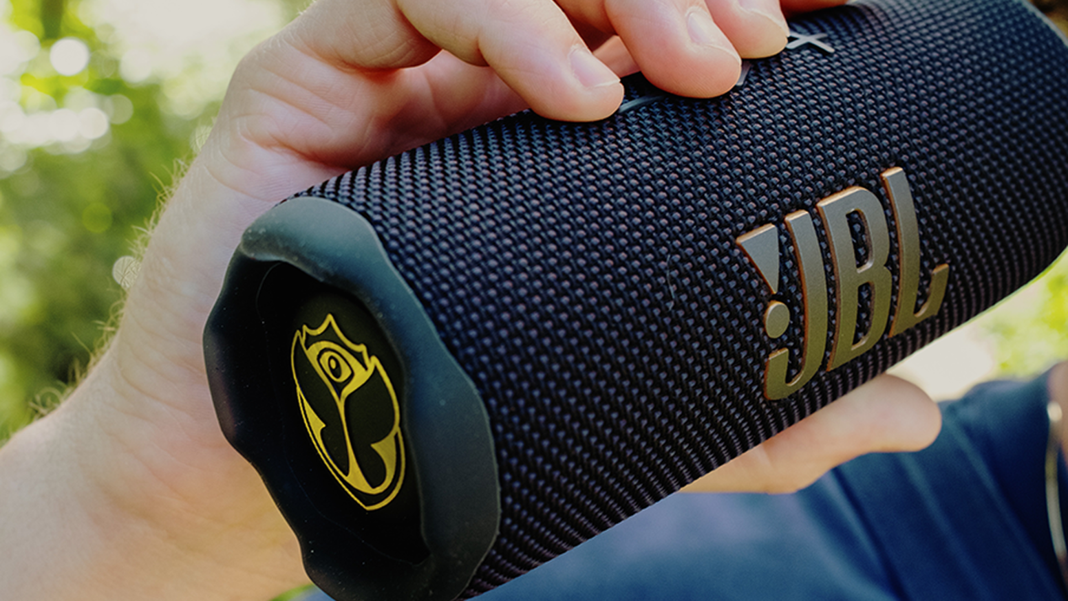 JBL_Flip_7_TML_Portable_Bluetooth_Speaker_-_Tomorrowland_1_