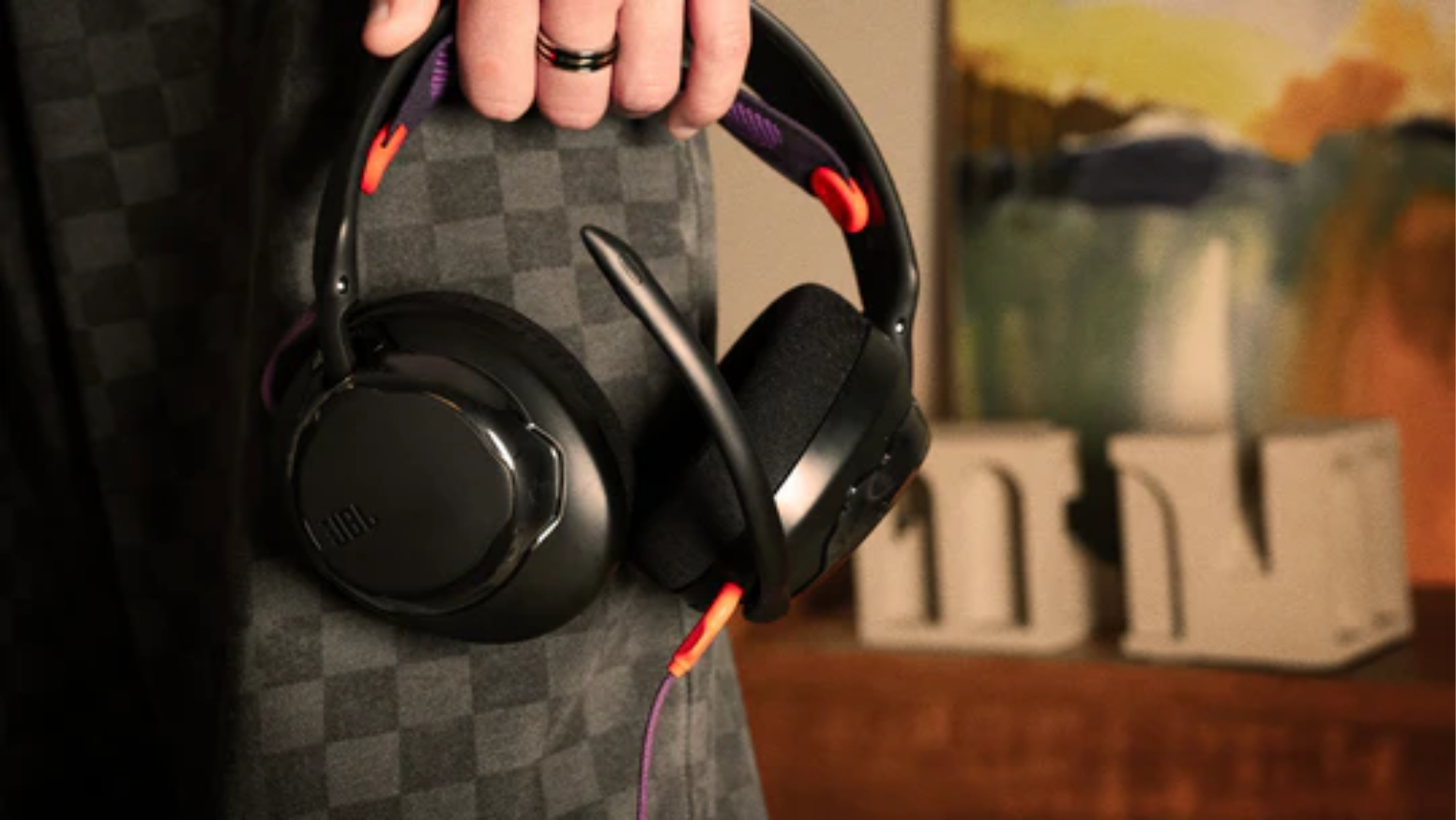 JBL_Quantum_250_Wired_Gaming_Over_Ear_Headphone_1_