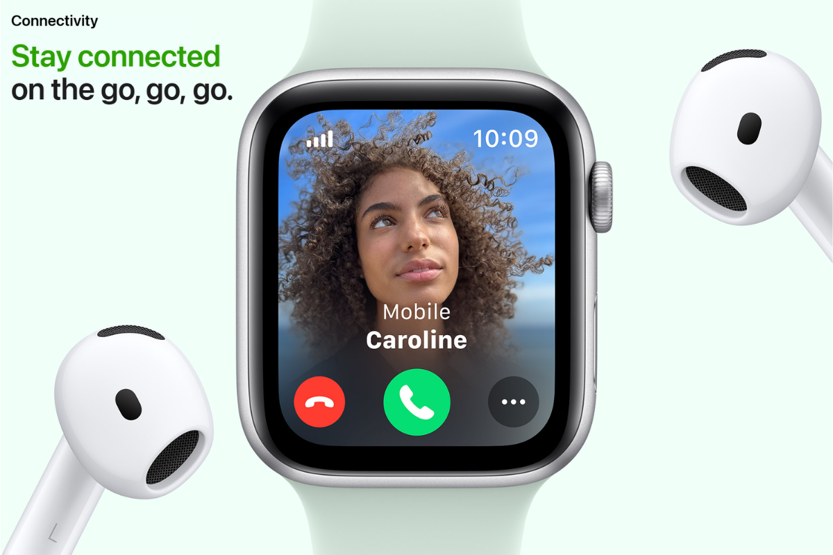 Apple_Watch_SE_GPS_40mm_Smartwatch_With_Starlight_Aluminium_Case_With_Sport_Band_SM_-_Starlight_3_