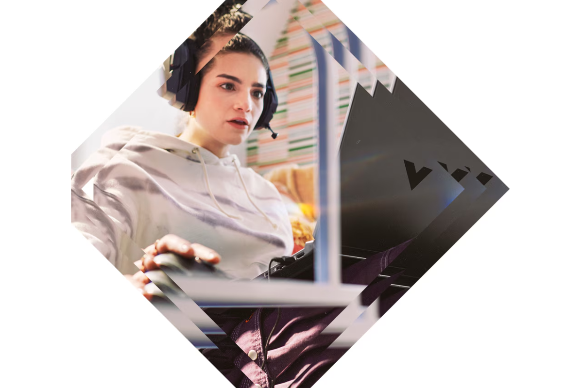 HP_Victus_Ryzen_5_16GB_512GB_Gaming_Laptop_-_Blue_2_