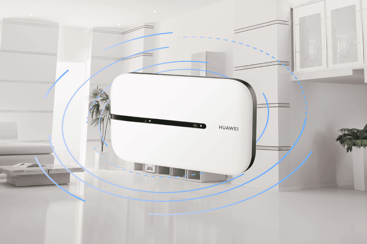 Huawei_Cat_4_Mobile_WiFi_Router_-_White_1_