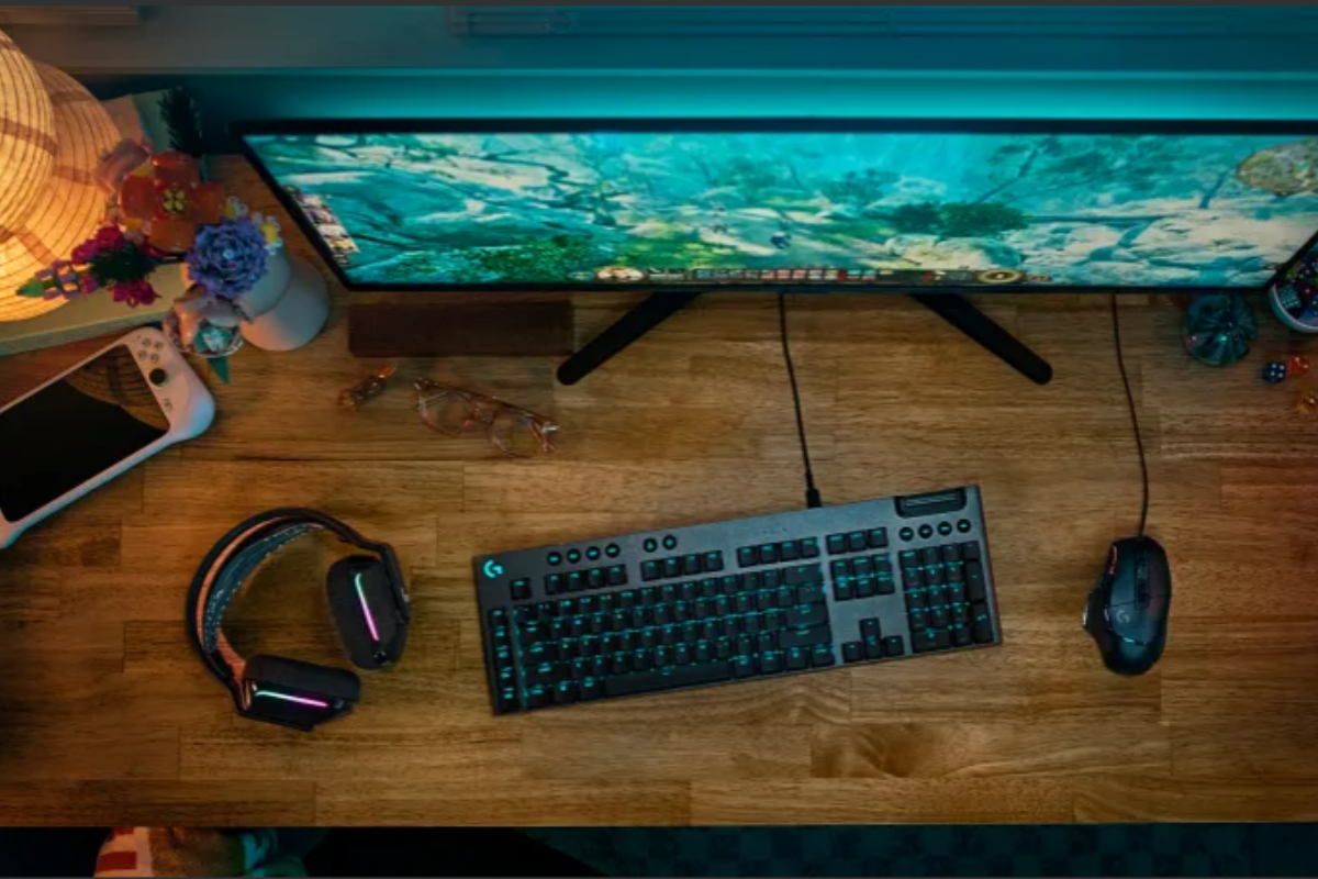 Logitech_G915_X_Low-Profile_Wired_Gaming_Keyboard_2_
