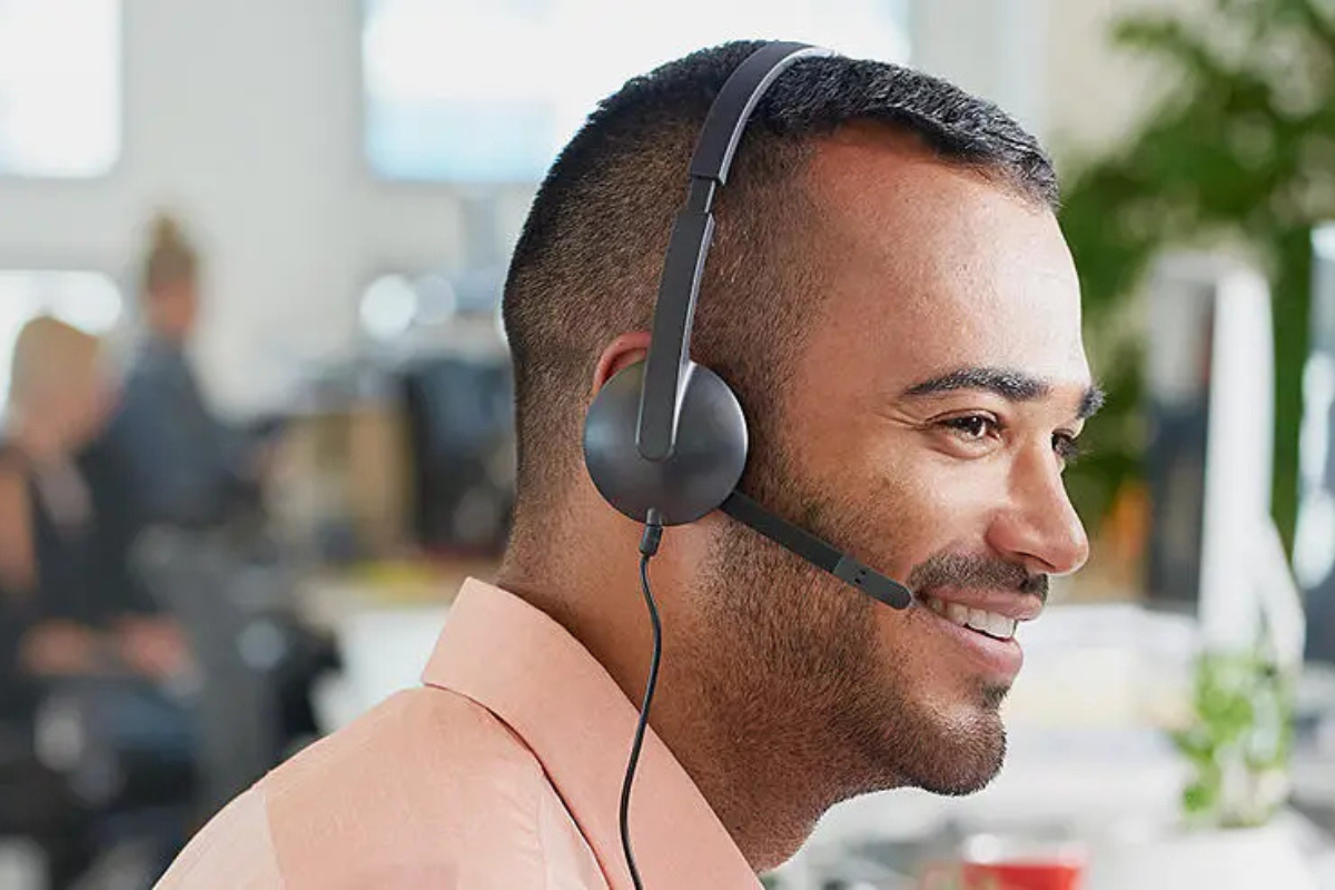 Logitech_H340_USB_Computer_Headset_-_Black_