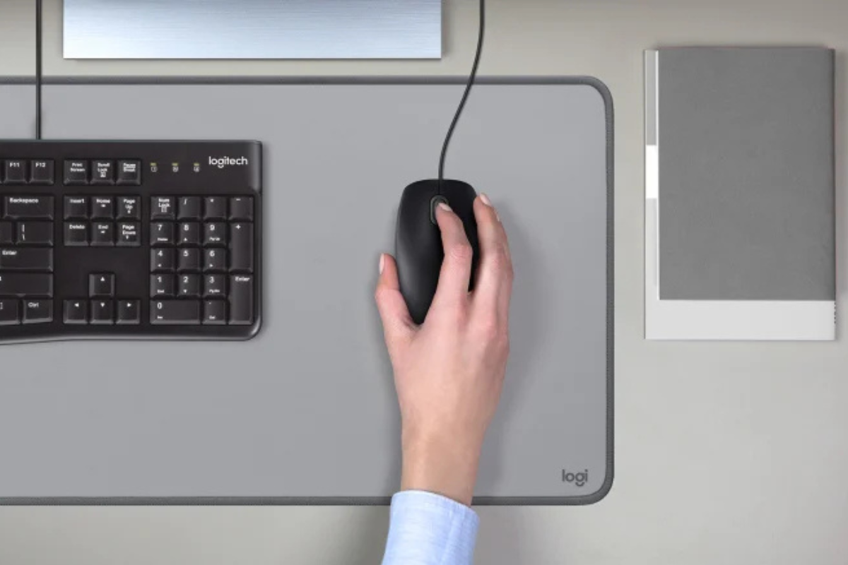 Logitech_MK120_Keyboard_and_Mouse_Combo_1_