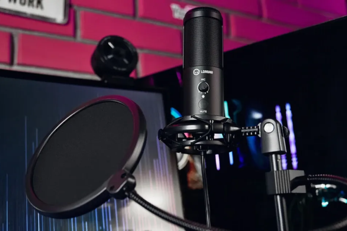 Lorgar_Voicer_721_USB_Condenser_Gaming_Microphone_with_Tripod_Stand_-_Black