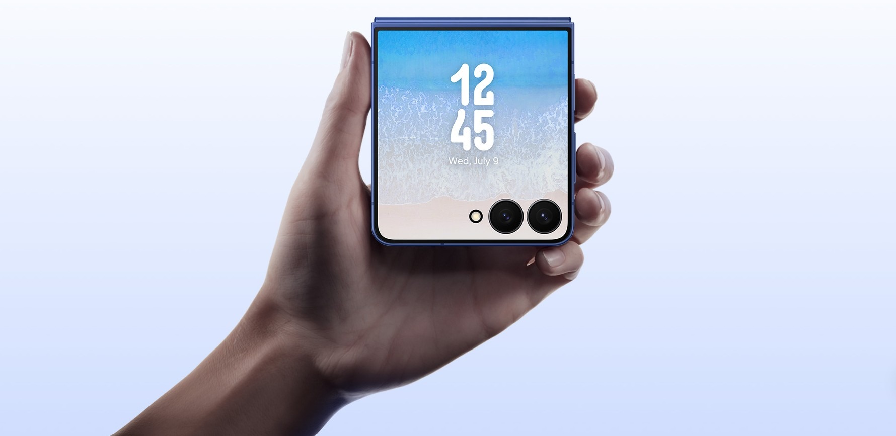 New_Samsung_Galaxy_Z_flip7_5G_2025_slimmest_bezel_yet_sold_by_Technomobi