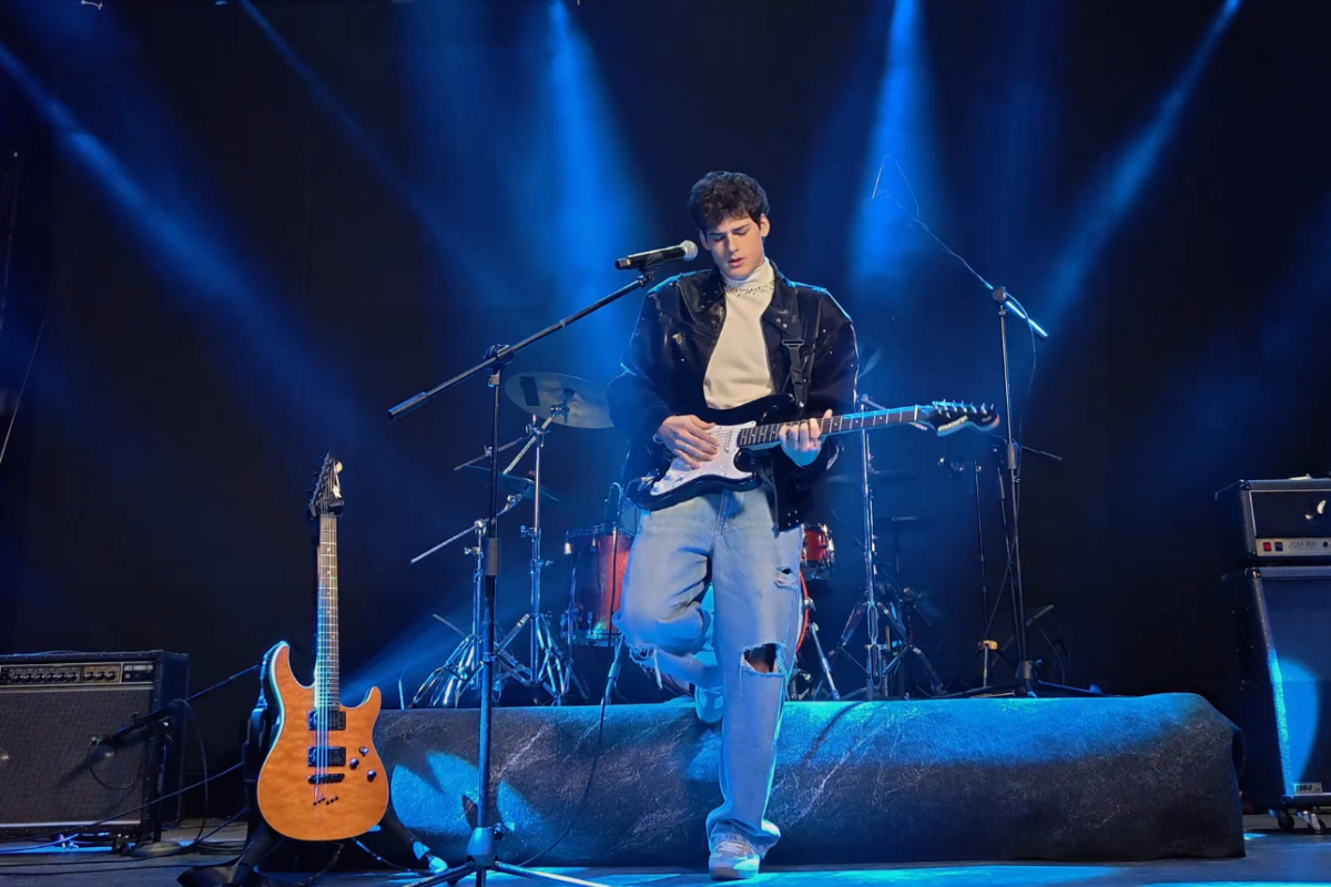 Vivo_V70_5G_dual_Sim_512GB_-_Authentic_Black_3_