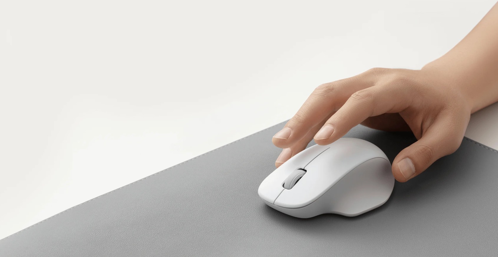 Xiaomi_Comfort_Edition_Wireless_Mouse_Fits_your_hand_shape_sold_by_Technomobi