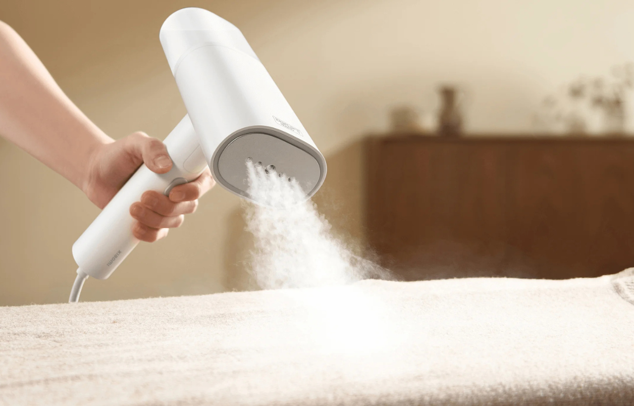 Xiaomi_Handheld_Garment_Steamer_160ml_1300W_2-in-1_Design5