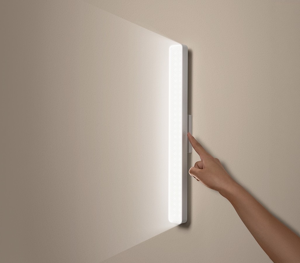 Xiaomi_Magnetic_Reading_Light_Bar_Brightness_adjustment_sold_by_Technomobi
